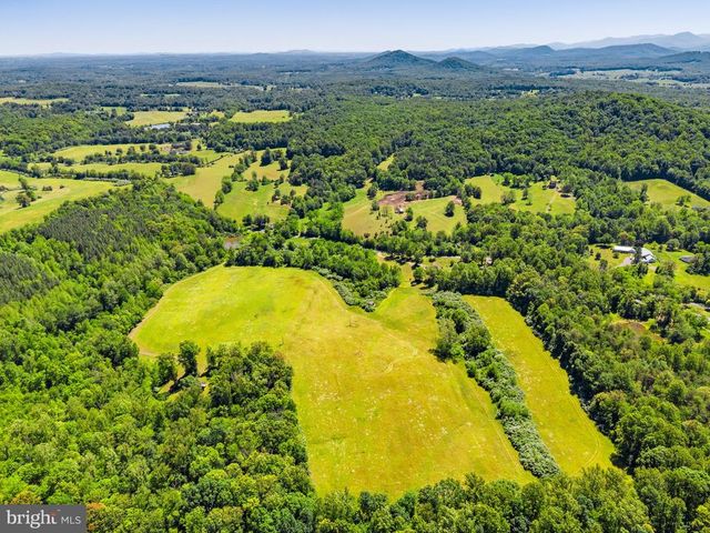 342 POES S, Amissville, VA 20106