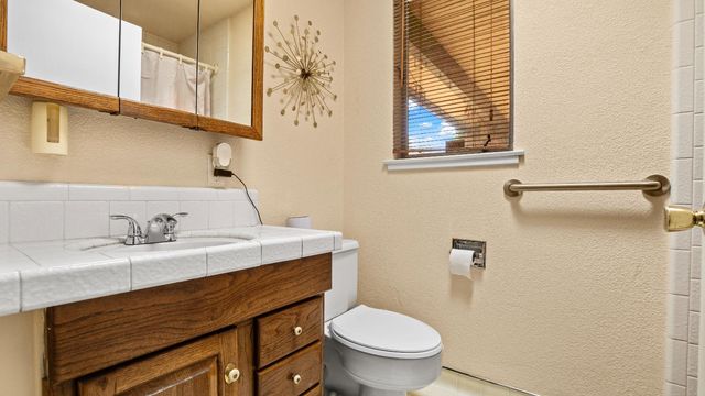 5959 Alexandria Pl, Stockton, CA 95207