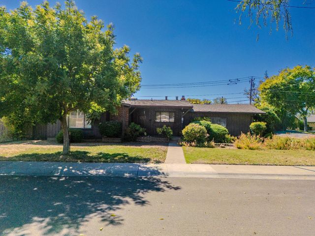 5959 Alexandria Pl, Stockton, CA 95207