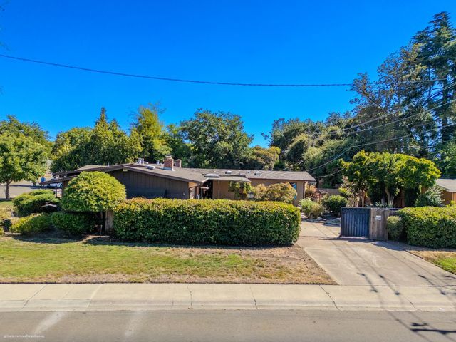 5959 Alexandria Pl, Stockton, CA 95207