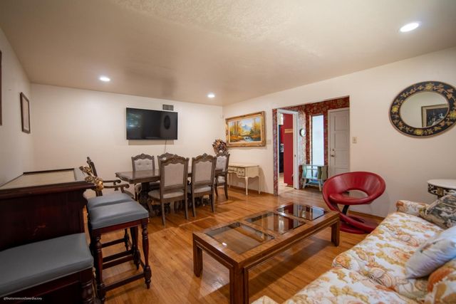 5959 Alexandria Pl, Stockton, CA 95207