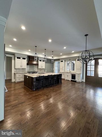 4147 OLD COLUMBIA PIKE, Annandale, VA 22003