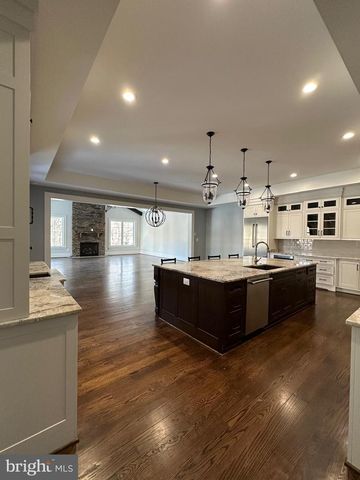 4147 OLD COLUMBIA PIKE, Annandale, VA 22003