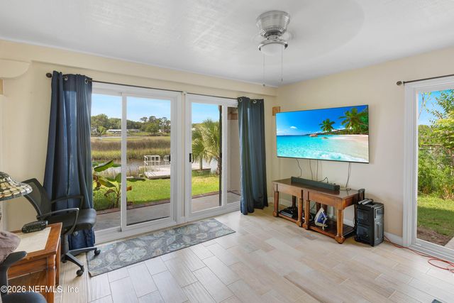 11100 EMUNESS Road, Jacksonville, FL 32218