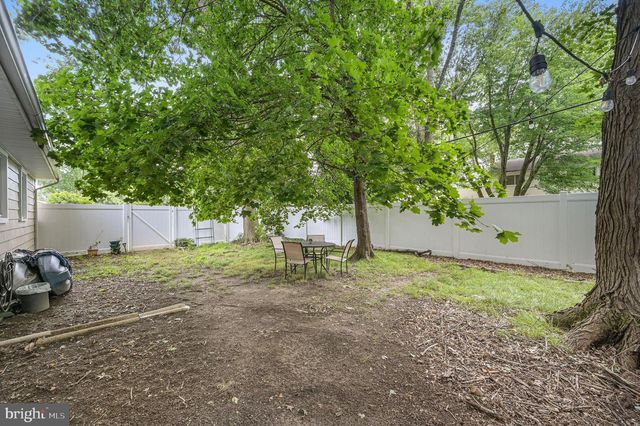 910 WILSON DR, Dover, DE 19904