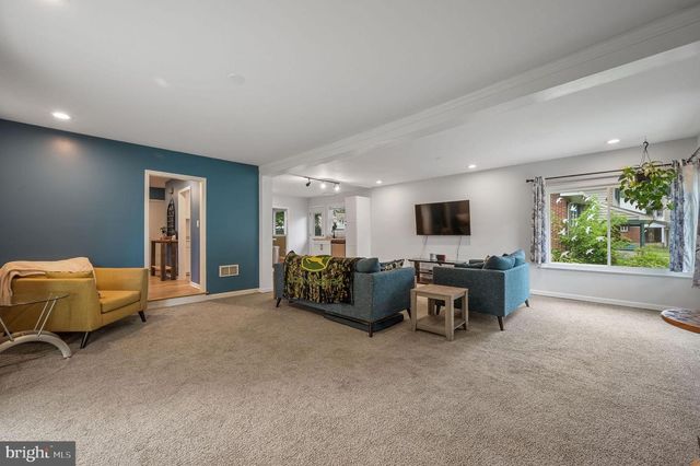 910 WILSON DR, Dover, DE 19904