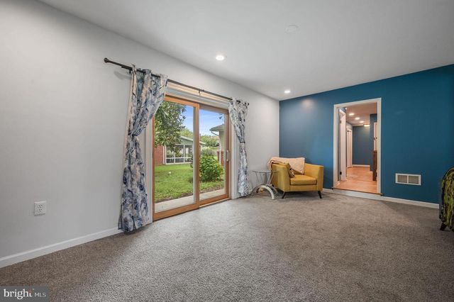 910 WILSON DR, Dover, DE 19904