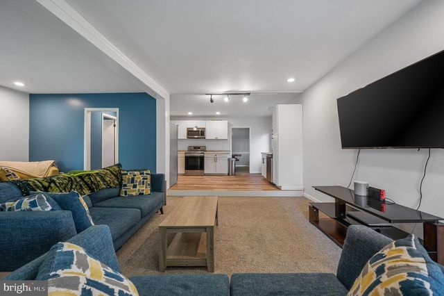 910 WILSON DR, Dover, DE 19904