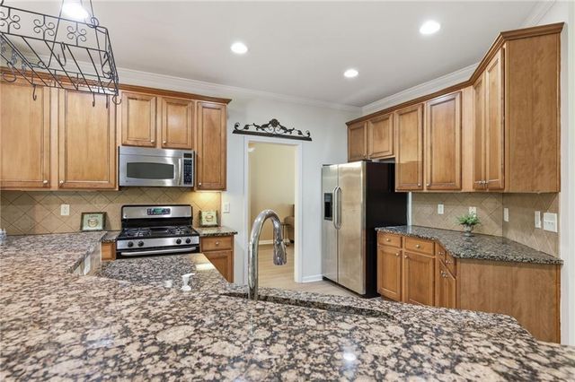 2470 Chandler Grove Dr., Buford, GA 30519