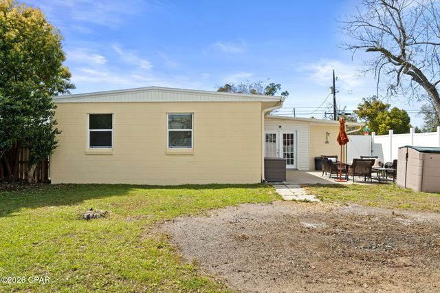 1516 Clay Avenue, Panama City, FL 32405
