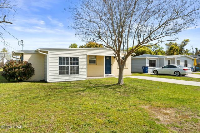 1516 Clay Avenue, Panama City, FL 32405