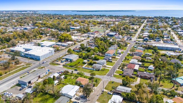1516 Clay Avenue, Panama City, FL 32405