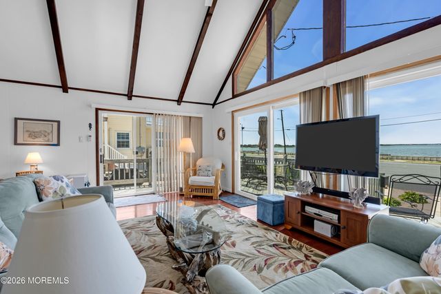 108 Shore Avenue, Surf City, NJ 08008