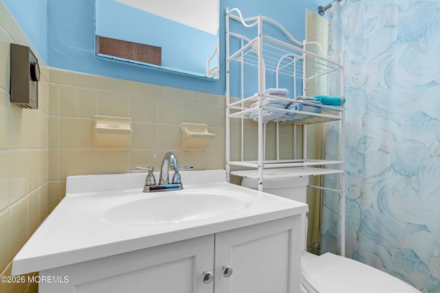 108 Shore Avenue, Surf City, NJ 08008