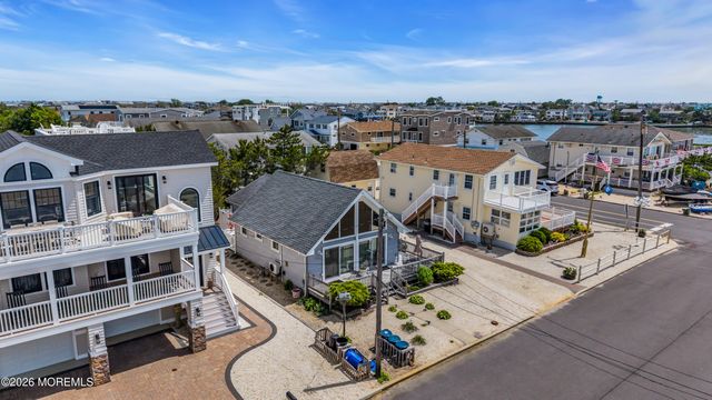 108 Shore Avenue, Surf City, NJ 08008