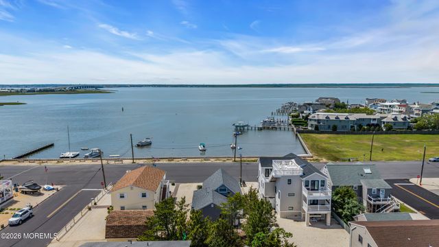 108 Shore Avenue, Surf City, NJ 08008