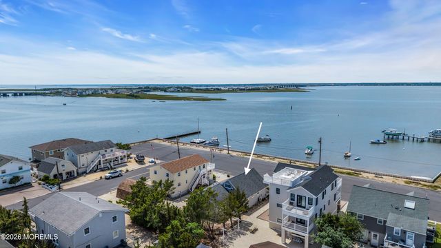 108 Shore Avenue, Surf City, NJ 08008