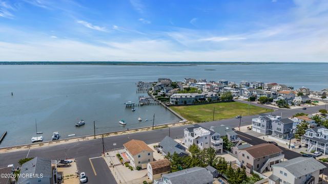 108 Shore Avenue, Surf City, NJ 08008