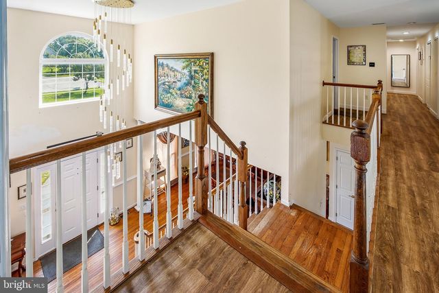 6 SUNSET CT, Swedesboro, NJ 08085