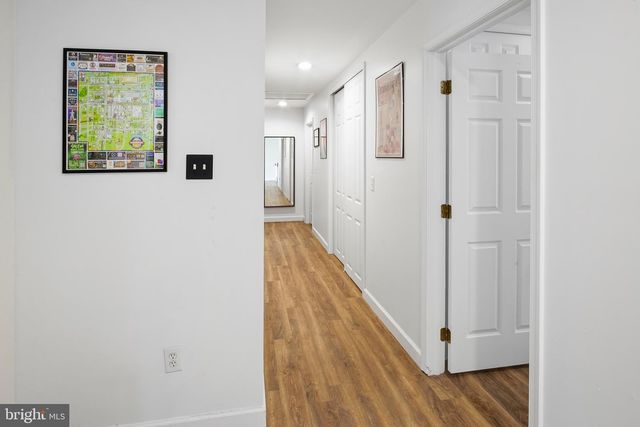 6 SUNSET CT, Swedesboro, NJ 08085