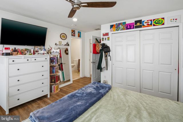 6 SUNSET CT, Swedesboro, NJ 08085