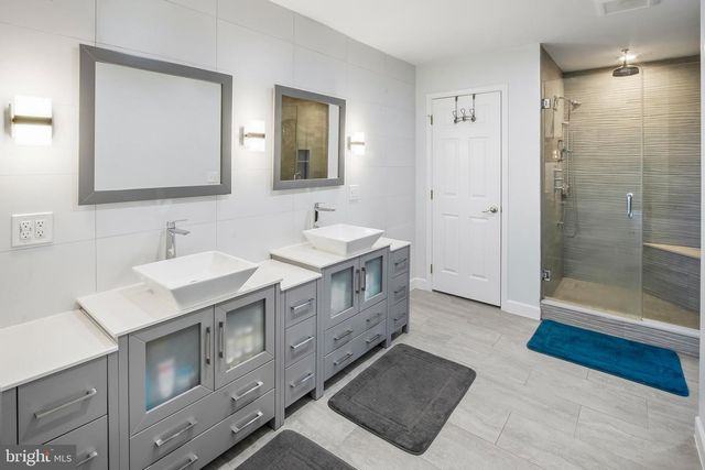 6 SUNSET CT, Swedesboro, NJ 08085
