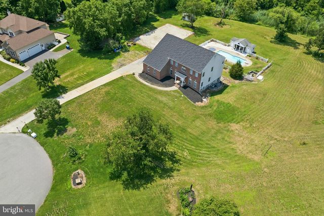 6 SUNSET CT, Swedesboro, NJ 08085