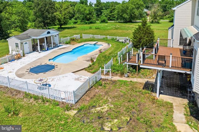 6 SUNSET CT, Swedesboro, NJ 08085