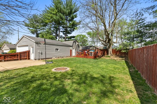 1070 Ross Court, Franklin, IN 46131