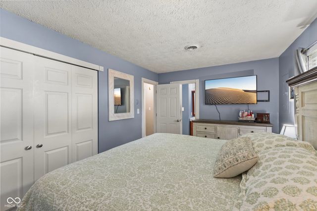 1070 Ross Court, Franklin, IN 46131