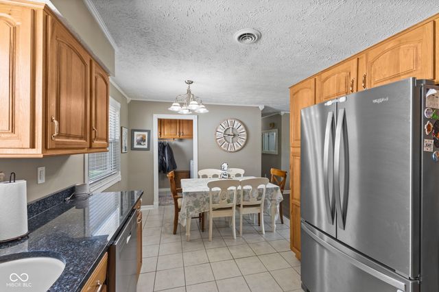 1070 Ross Court, Franklin, IN 46131