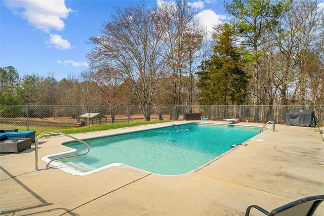 923 County Line Road, Resaca, GA 30735