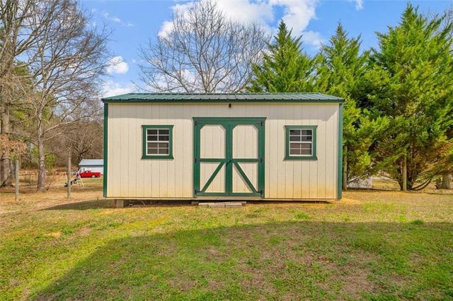 923 County Line Road, Resaca, GA 30735