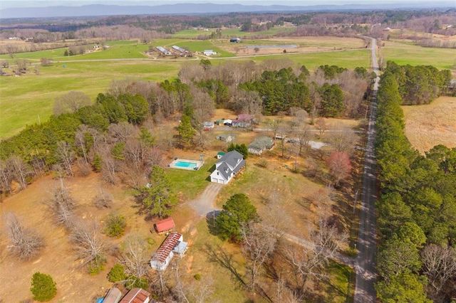 923 County Line Road, Resaca, GA 30735