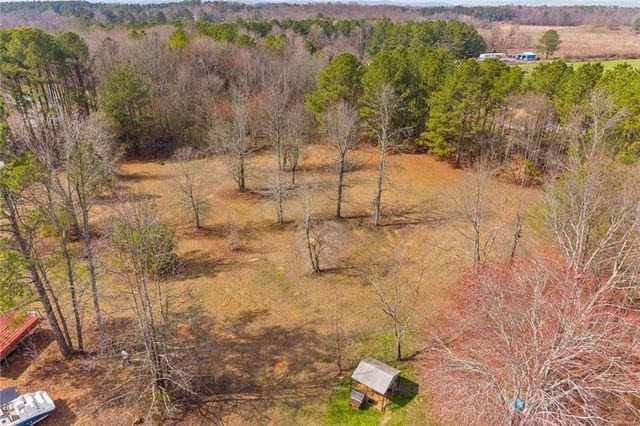 923 County Line Road, Resaca, GA 30735