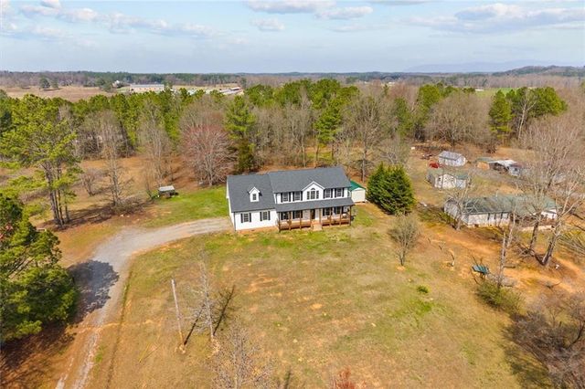 923 County Line Road, Resaca, GA 30735
