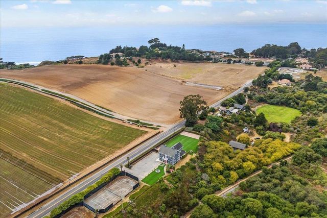 1258 San Andreas Road, Watsonville, CA 95076