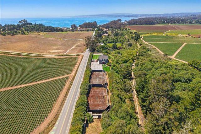 1258 San Andreas Road, Watsonville, CA 95076