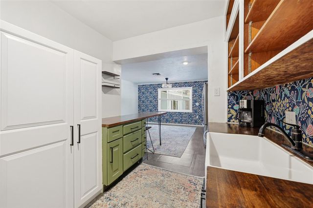 1334 NE 9TH ST, STREET, Gainesville, FL 32601