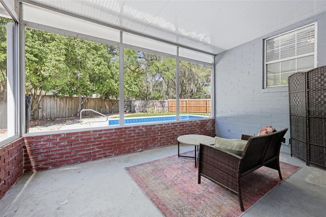 1334 NE 9TH ST, STREET, Gainesville, FL 32601