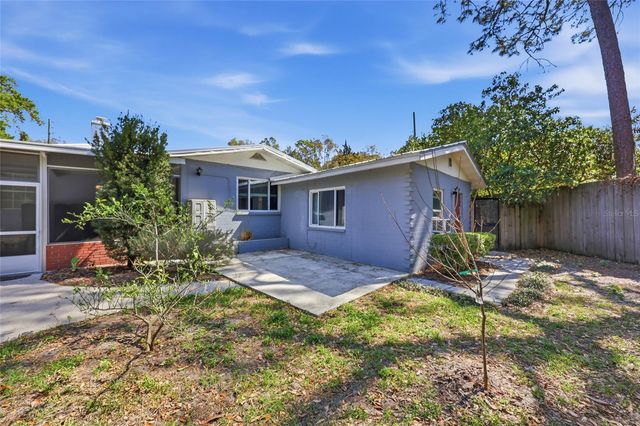 1334 NE 9TH ST, STREET, Gainesville, FL 32601