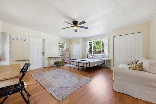 1334 NE 9TH ST, STREET, Gainesville, FL 32601