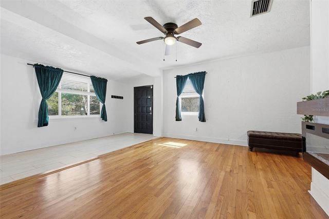 1334 NE 9TH ST, STREET, Gainesville, FL 32601