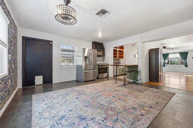 1334 NE 9TH ST, STREET, Gainesville, FL 32601