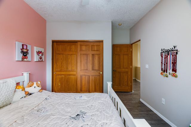 9005 Corona Avenue NE, Albuquerque, NM 87111