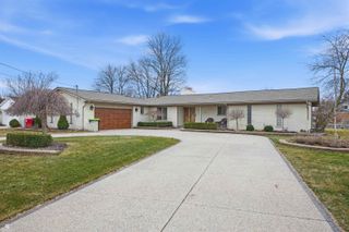 41379 Windmill St Street, Harrison Twp, MI 48045