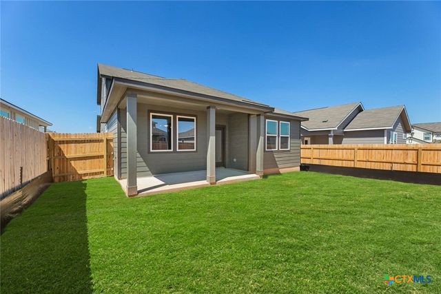 745 Whitman Street, New Braunfels, TX 78130