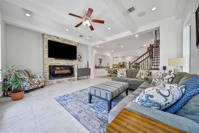 5806 Petty Street, Houston, TX 77007