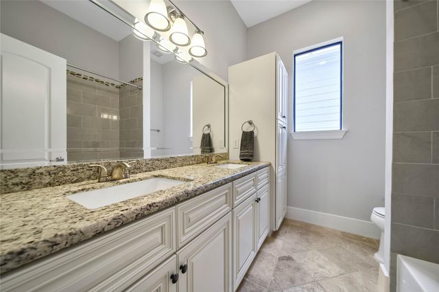 5806 Petty Street, Houston, TX 77007