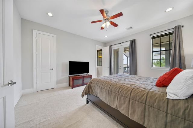 5806 Petty Street, Houston, TX 77007